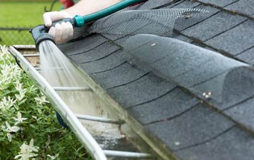 Bryn Golau gutter cleaning costs